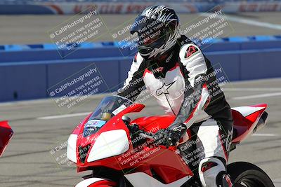 media/Aug-27-2022-Fastrack Riders (Sat) [[c588535105]]/Level 2/Grid/